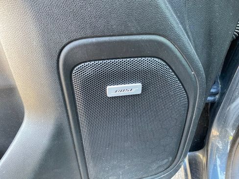 Used 2021 GMC Sierra 1500 SLT AWD/4WD image 13