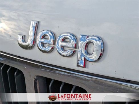 Used 2013 Jeep Grand Cherokee Limited w/ Trailer Tow Group image 9