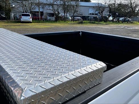 Used 2015 Chevrolet Silverado 1500 LT image 35