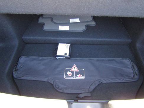 Used 2022 Mercedes-Benz SL 55 AMG 4MATIC image 34