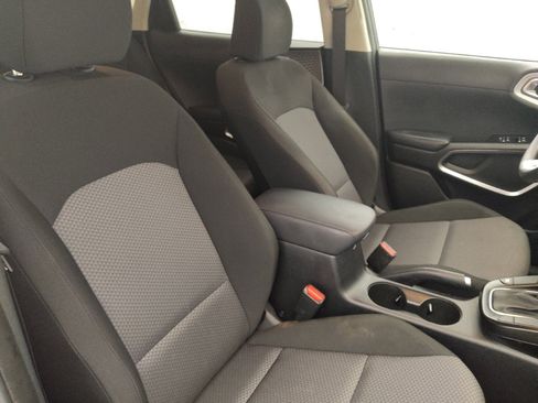 Used 2021 Kia Soul LX FWD image 21