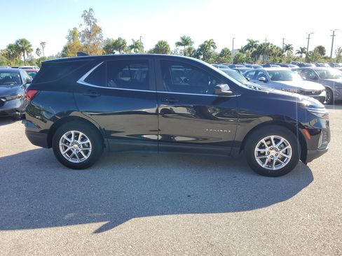 Used 2023 Chevrolet Equinox LT image 3