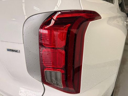Used 2023 Hyundai Palisade SEL w/ Premium Package image 5