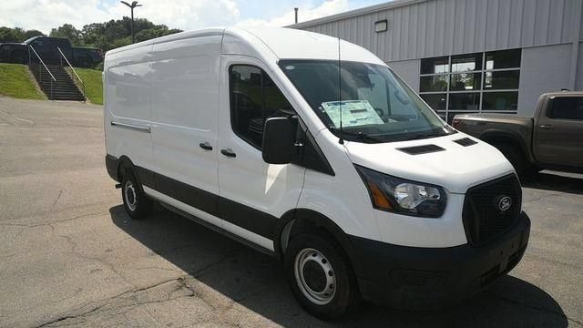 New 2026 Ford Transit 250 148 Medium Roof RWD image 4