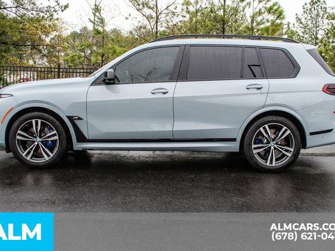 Used 2023 BMW X7 M60i w/ Premium Package image 7