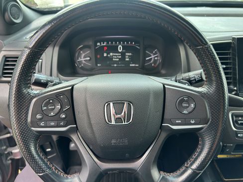 Used 2022 Honda Passport TrailSport image 23