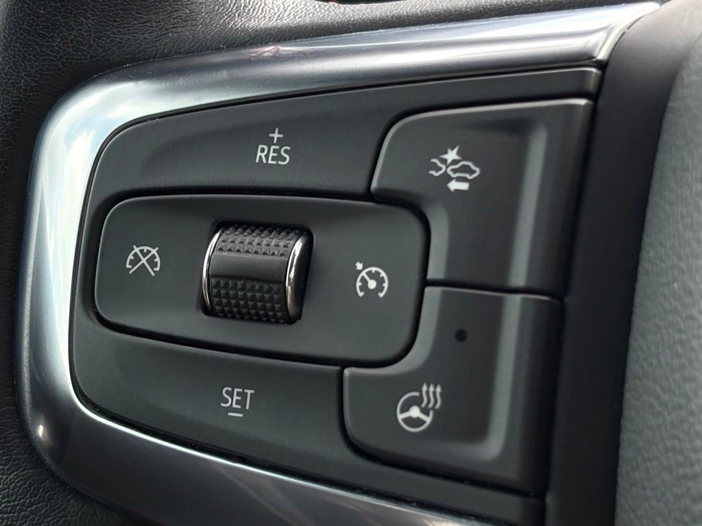 Used 2022 Chevrolet Blazer RS FWD image 15