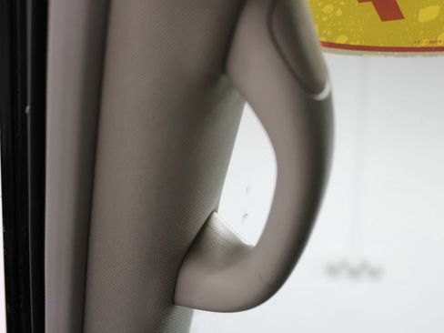 Used 2024 Nissan Armada SL w/ Captain's Chairs Package image 53