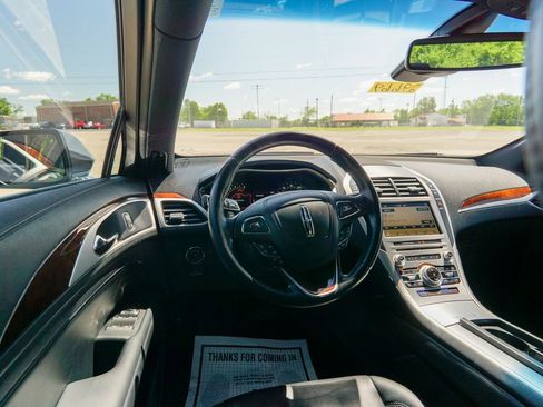 Used 2017 Lincoln MKZ Reserve w/ Climate Package AWD/4WD image 13