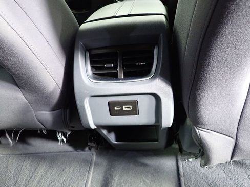 Used 2019 Chevrolet Blazer LT image 39