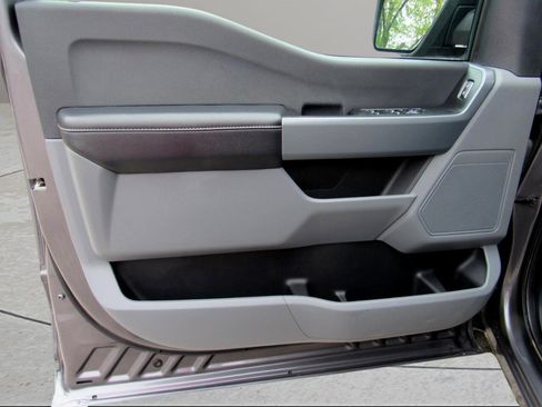 Used 2023 Ford F150 XLT image 15