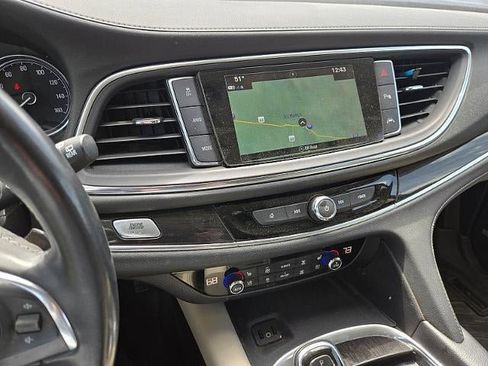 Used 2019 Buick Enclave Premium w/ Experience Buick Package AWD/4WD image 3