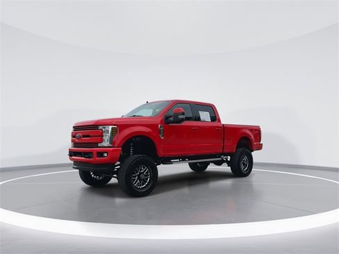 Used 2019 Ford F250 Lariat w/ Lariat Value Package image 4