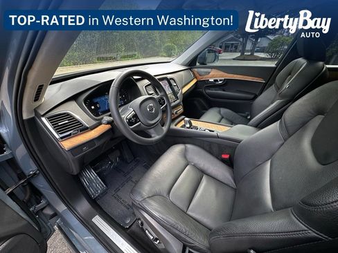 Used 2023 Volvo XC90 B6 Plus AWD/4WD image 15