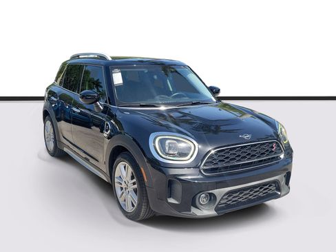 Used 2023 MINI Cooper Countryman S FWD image 1