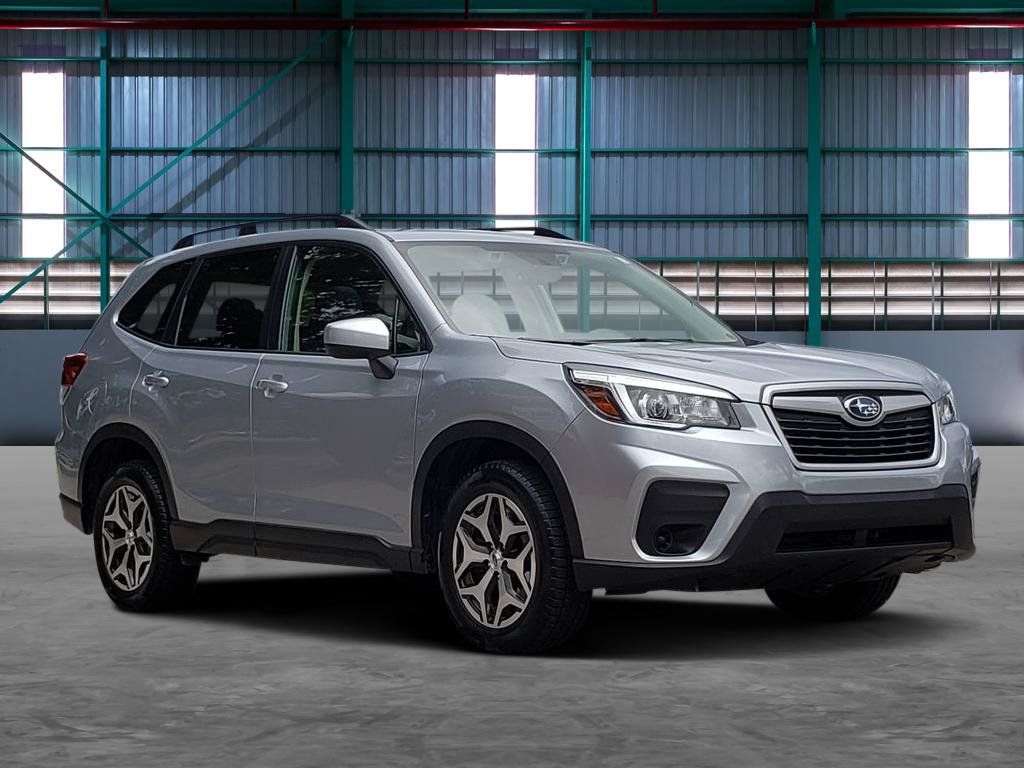 Used 2019 Subaru Forester Premium AWD/4WD image 6