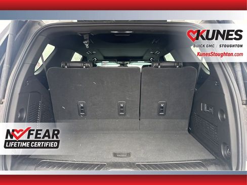 Used 2023 GMC Yukon SLT image 38