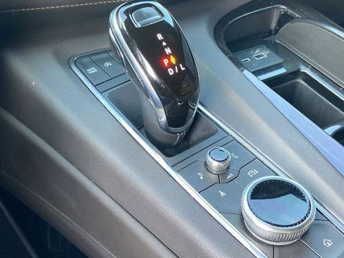 Used 2021 Cadillac Escalade ESV Sport w/ Driver Assist Tech Package image 12