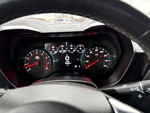 Used 2017 Chevrolet Camaro LT image 18