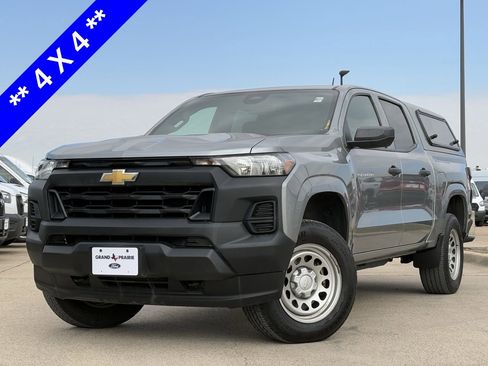 Used 2023 Chevrolet Colorado W/T w/ WT Convenience Package II image 2