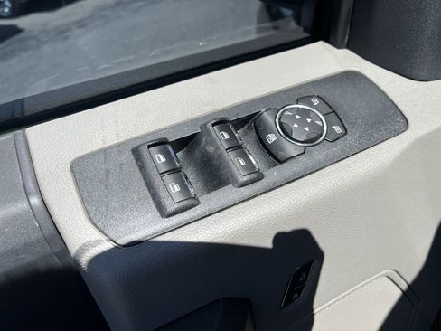 Used 2022 Ford F350 XL w/ Power Equipment Group AWD/4WD image 11