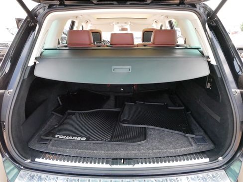 Used 2016 Volkswagen Touareg VR6 AWD/4WD image 18