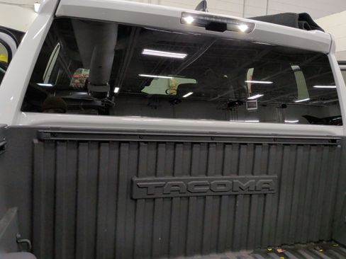 Used 2024 Toyota Tacoma TRD Sport image 18