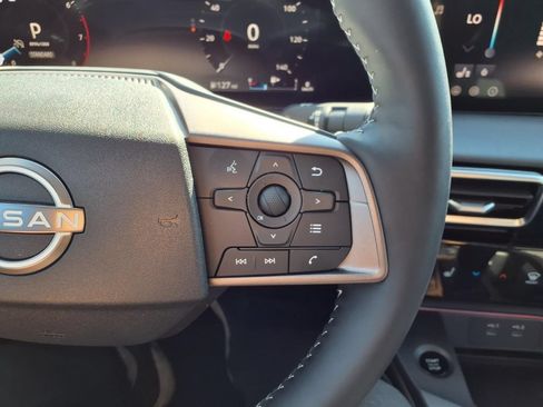 Used 2026 Nissan Sentra SV w/ SV Convenience Package FWD image 19