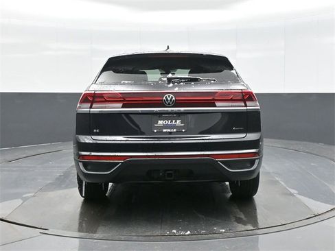 New 2026 Volkswagen Atlas Cross Sport SE image 6