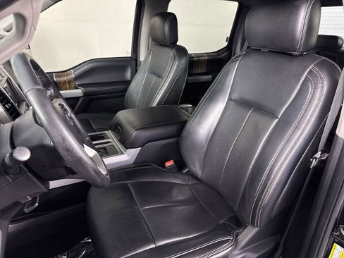 Used 2019 Ford F150 Lariat image 19