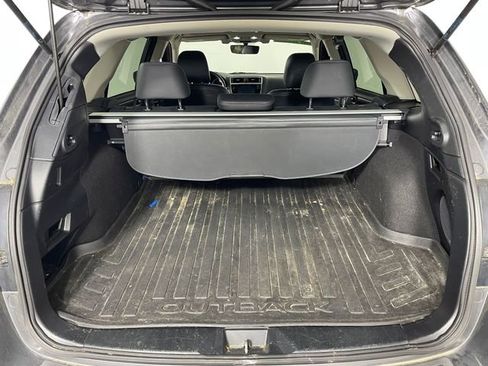 Used 2019 Subaru Outback 2.5i Limited w/ Popular Package #2 image 9