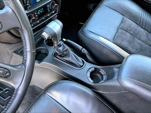 Used 2008 Chevrolet TrailBlazer SS w/ Sun And 6-Disc Cd Package image 14