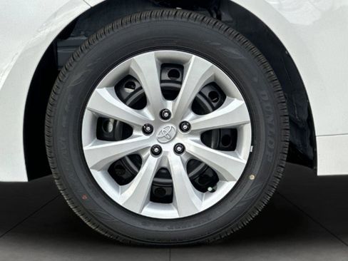 New 2026 Toyota Corolla LE image 27