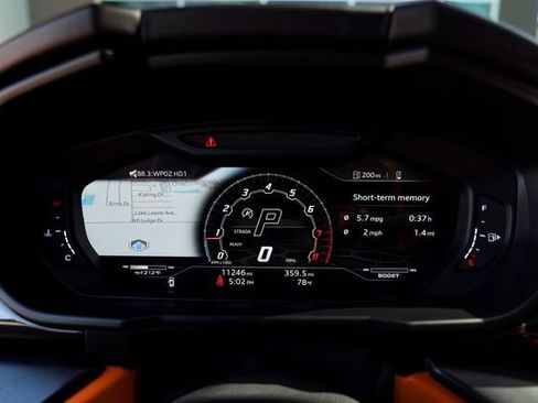 Used 2022 Lamborghini Urus AWD/4WD image 35