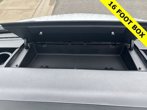 Used 2021 Freightliner Sprinter 3500 image 23