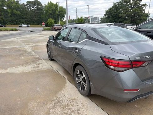 Used 2021 Nissan Sentra SV FWD image 4
