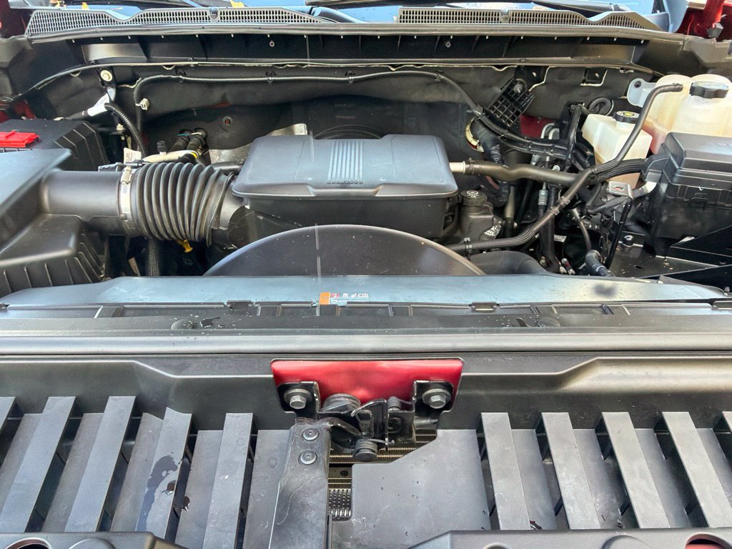 Used 2025 GMC Sierra 2500 AT4 w/ AT4 Premium Plus Package AWD/4WD image 21