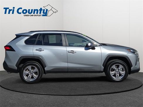 Certified 2022 Toyota RAV4 XLE image 9