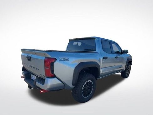 New 2025 Toyota Tacoma TRD Off-Road AWD/4WD image 5