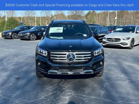 New 2026 Mercedes-Benz GLB 250 image 2