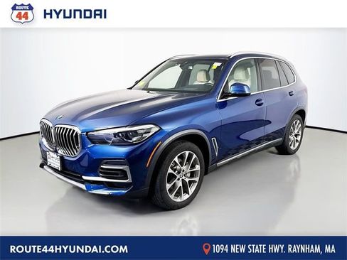 Used 2022 BMW X5 xDrive40i w/ Premium Package AWD/4WD image 1