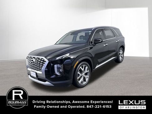Used 2022 Hyundai Palisade SEL w/ Premium Package image 2
