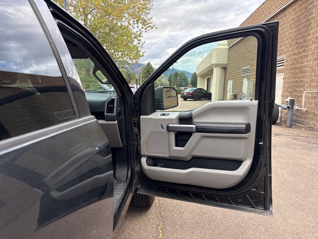 Used 2015 Ford F150 XLT w/ Trailer Tow Package AWD/4WD image 26