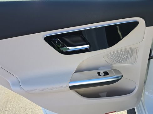 New 2026 Mercedes-Benz C 300 4MATIC image 10