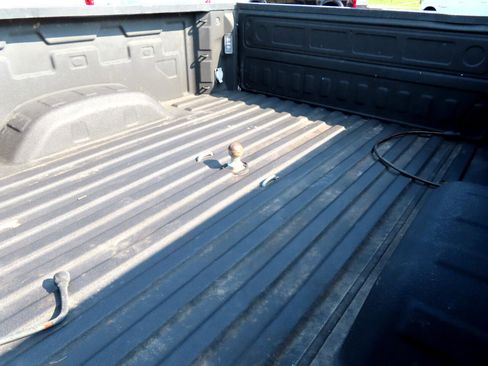 Used 2020 Chevrolet Silverado 2500 LTZ w/ LTZ Convenience Package image 12