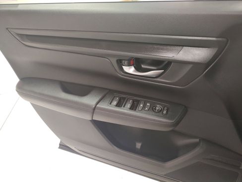 Used 2024 Honda CR-V EX image 9