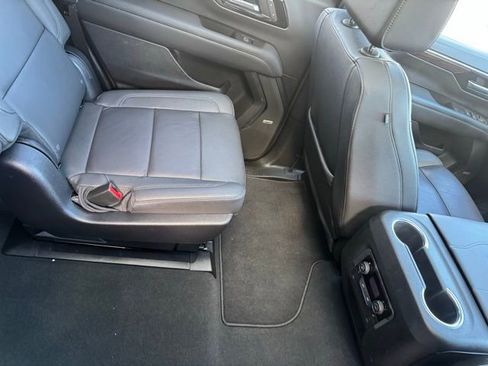 Used 2025 Chevrolet Tahoe LT w/ Comfort Package image 35