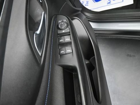 Used 2025 Buick Envista Sport Touring FWD image 11