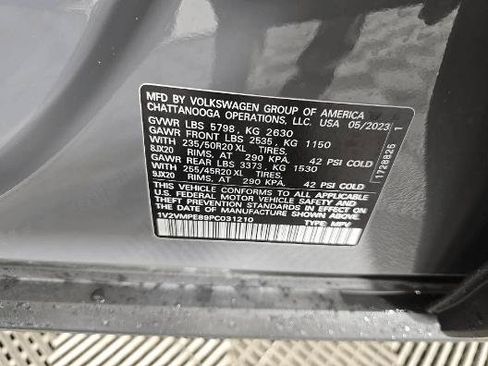 Used 2023 Volkswagen ID.4 Pro S RWD image 12