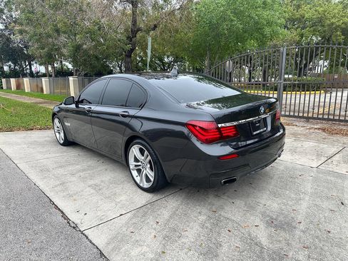 Used 2015 BMW 750i 750i 4dr Sedan image 9